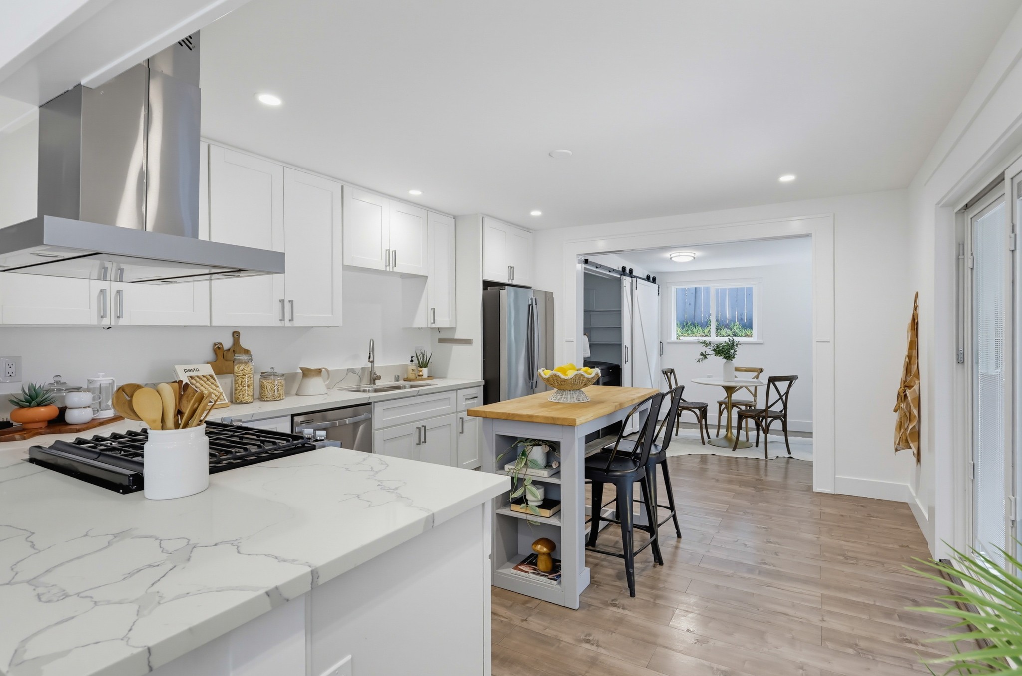 Virtual tour photo 30 of 82 for 3121 Boundary St