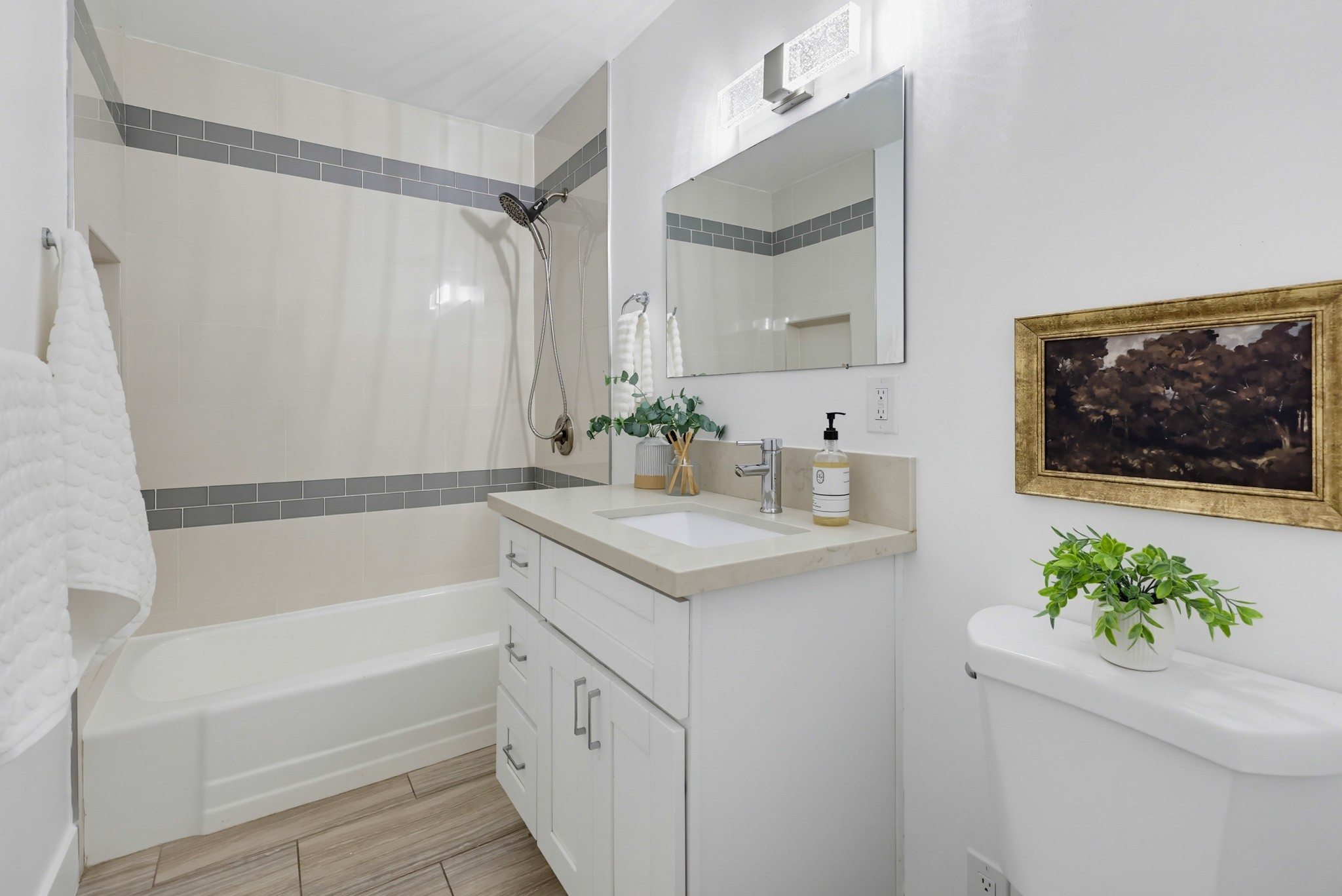 Virtual tour photo 46 of 82 for 3121 Boundary St