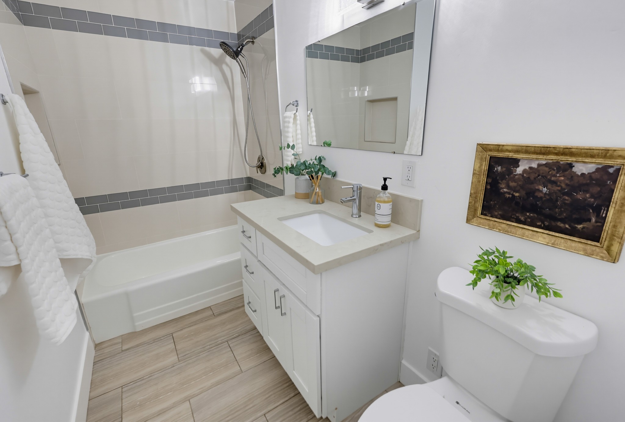 Virtual tour photo 47 of 82 for 3121 Boundary St