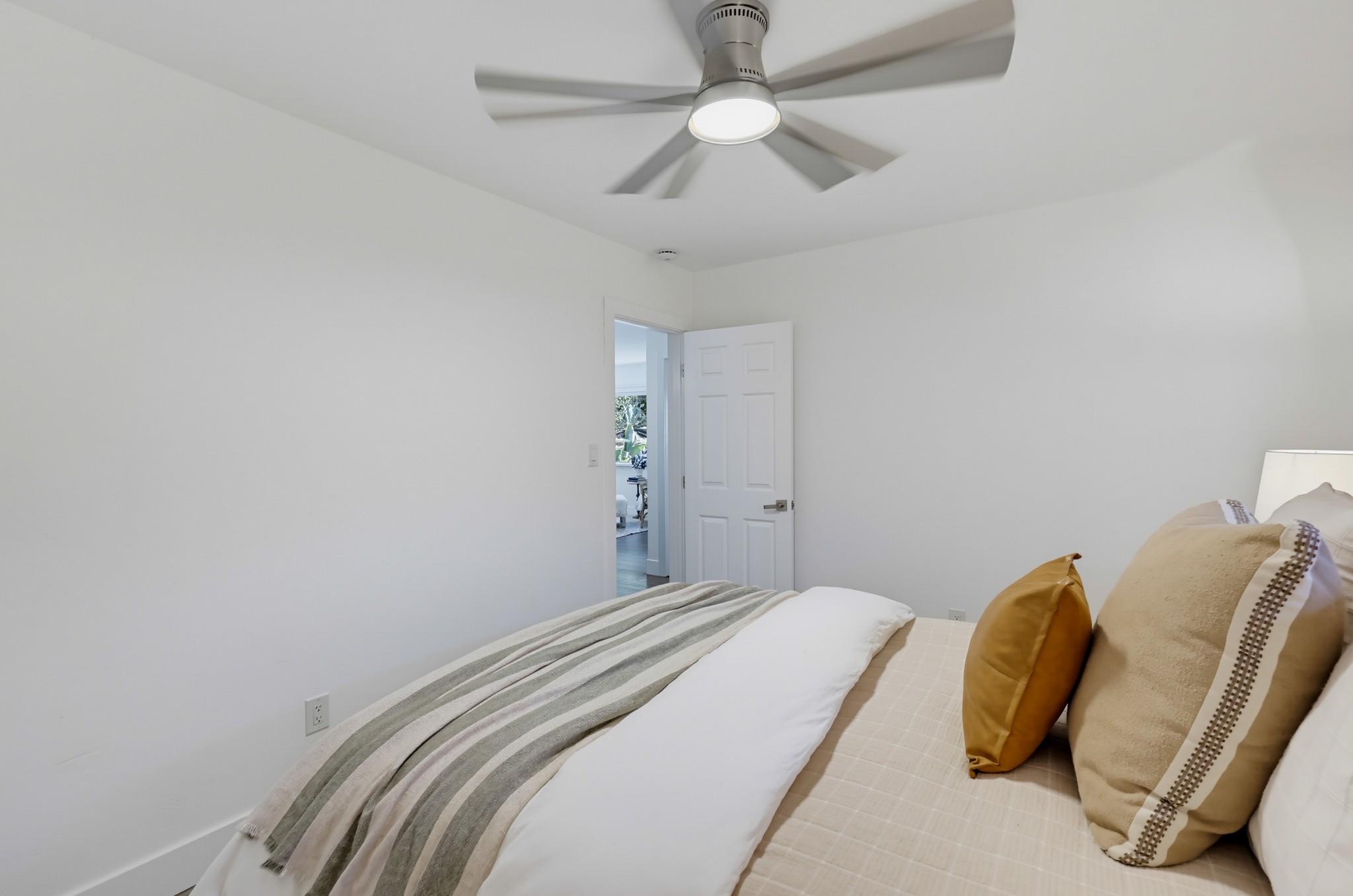Virtual tour photo 50 of 82 for 3121 Boundary St