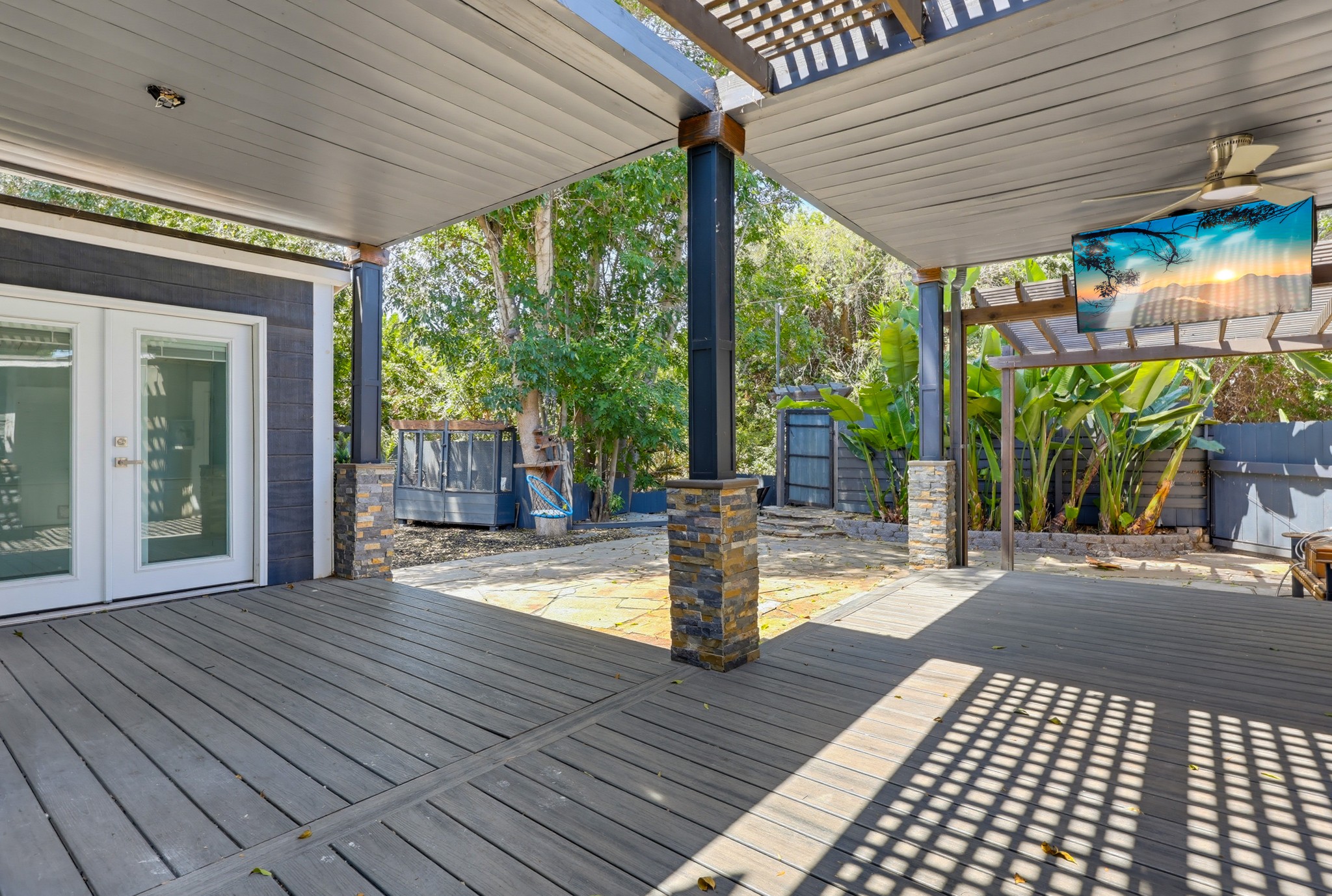 Virtual tour photo 60 of 82 for 3121 Boundary St