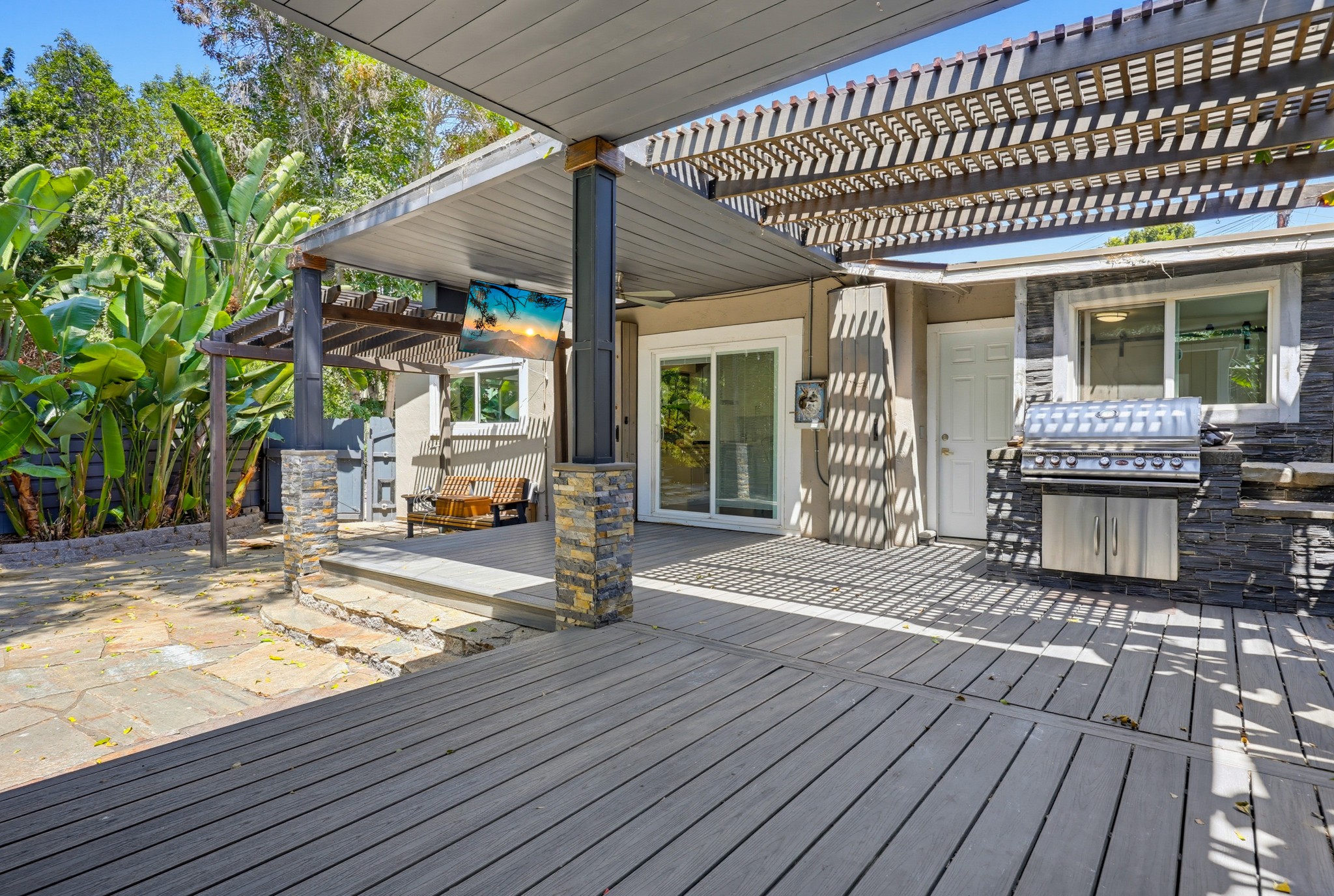 Virtual tour photo 61 of 82 for 3121 Boundary St