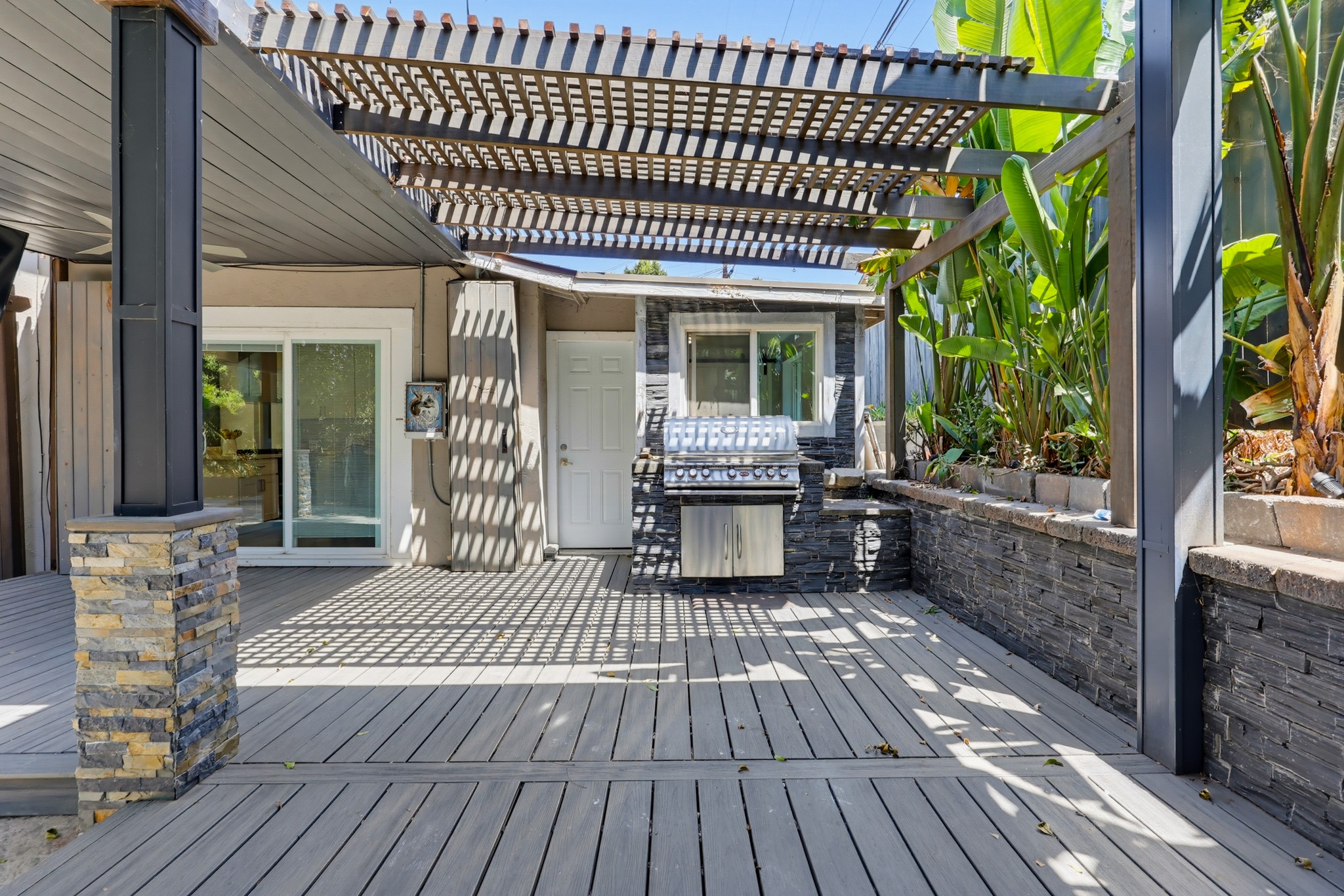 Virtual tour photo 62 of 82 for 3121 Boundary St