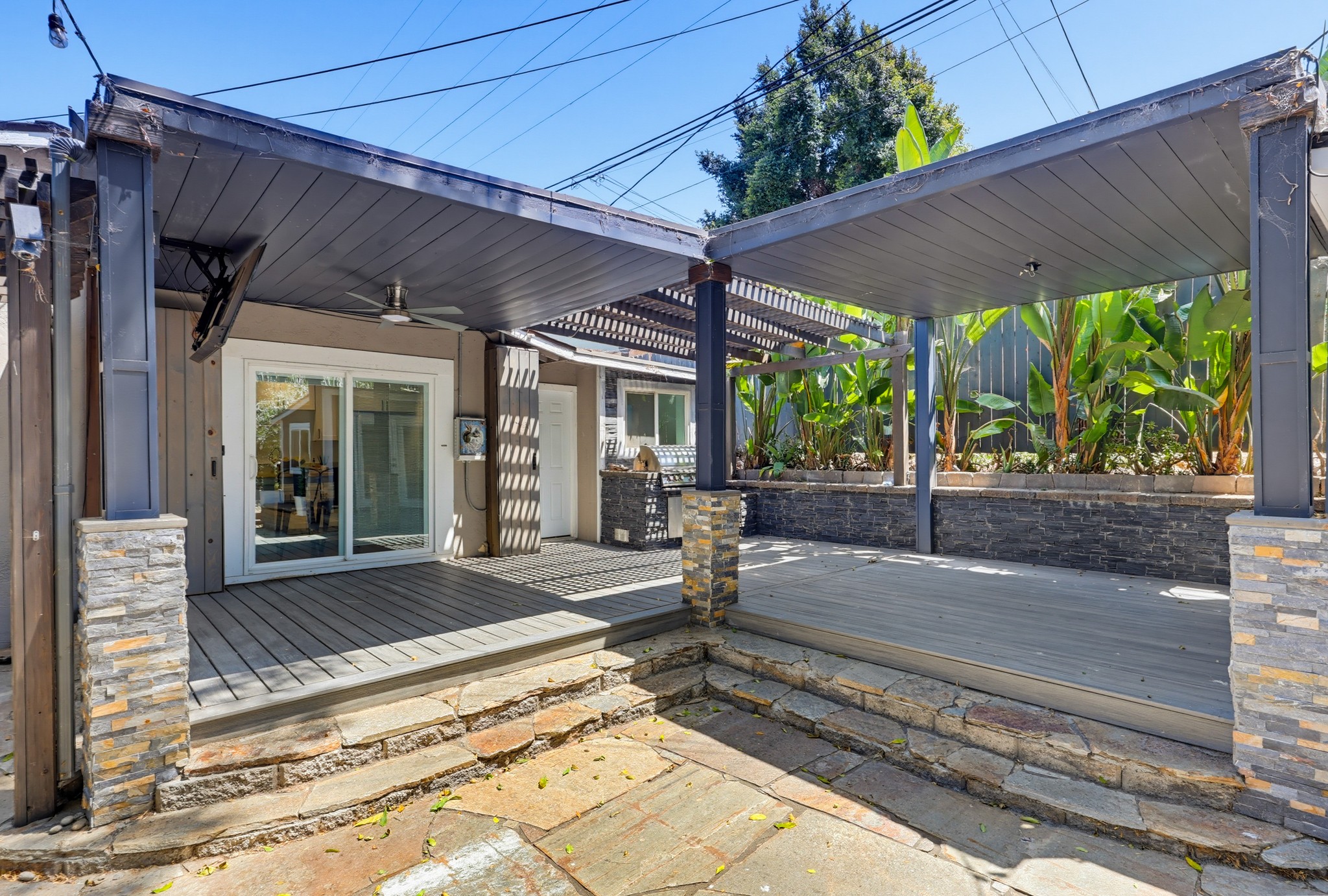 Virtual tour photo 63 of 82 for 3121 Boundary St
