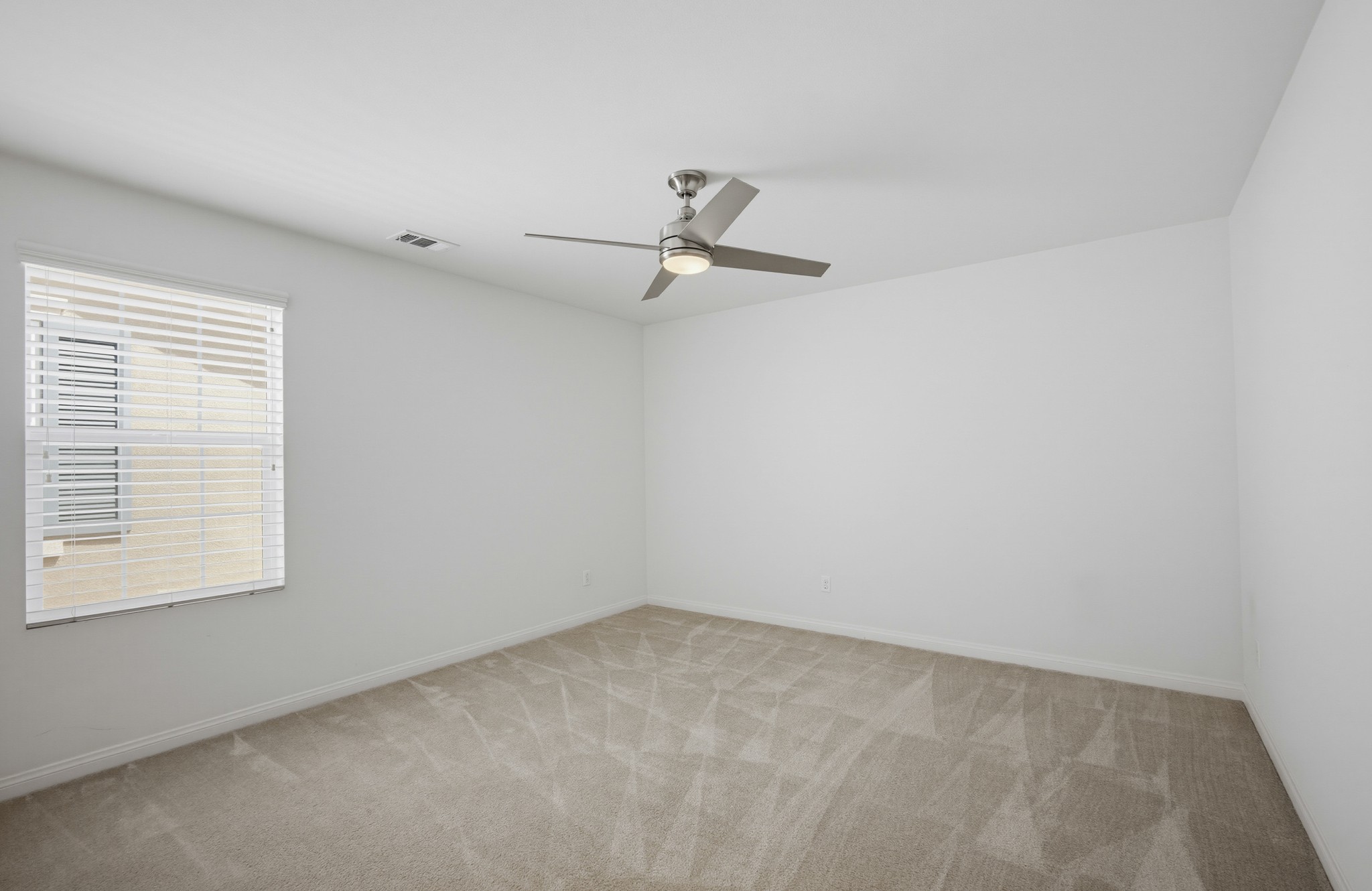 Virtual tour photo 42 of 88 for 31217 Whistling Acres Dr