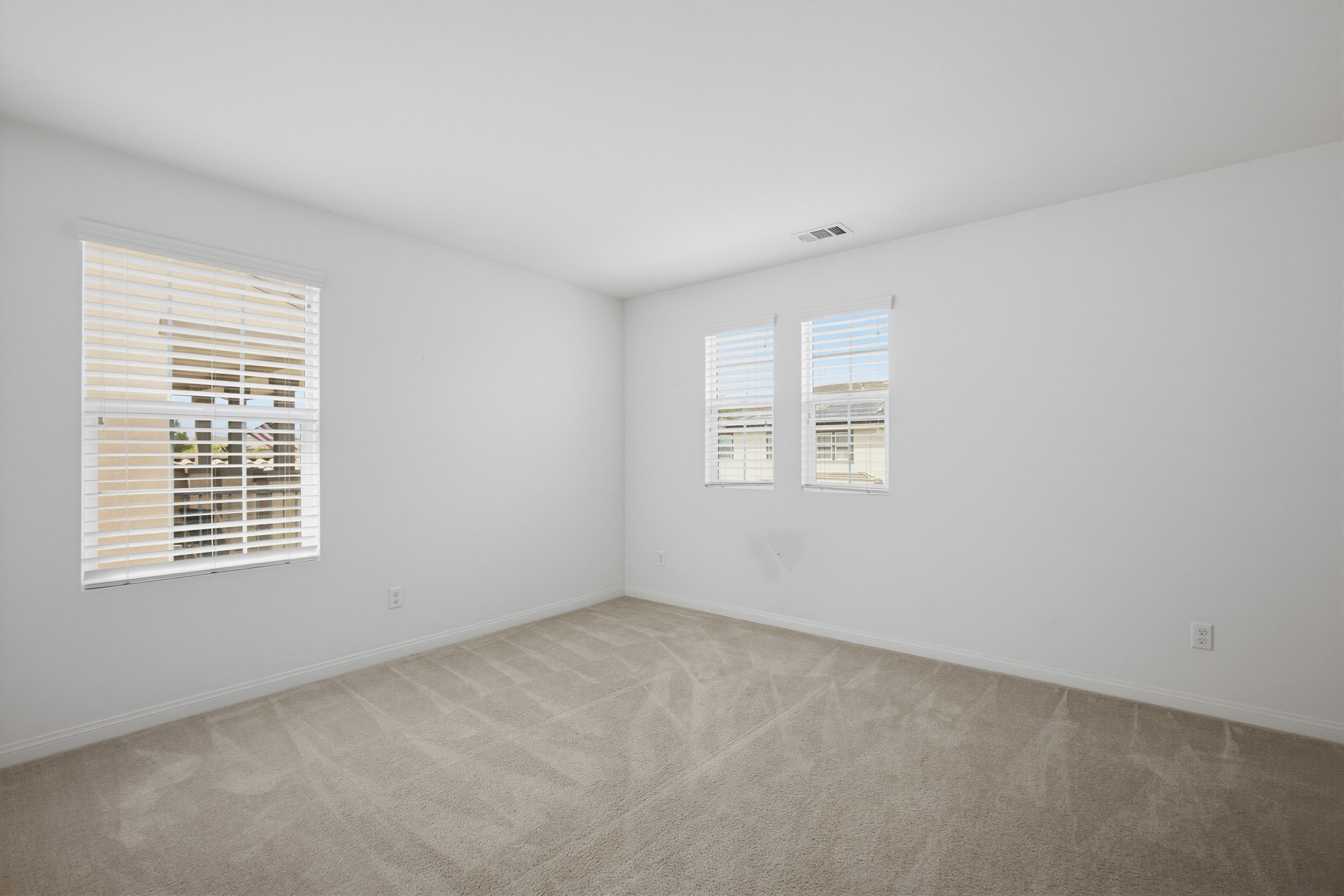 Virtual tour photo 49 of 88 for 31217 Whistling Acres Dr
