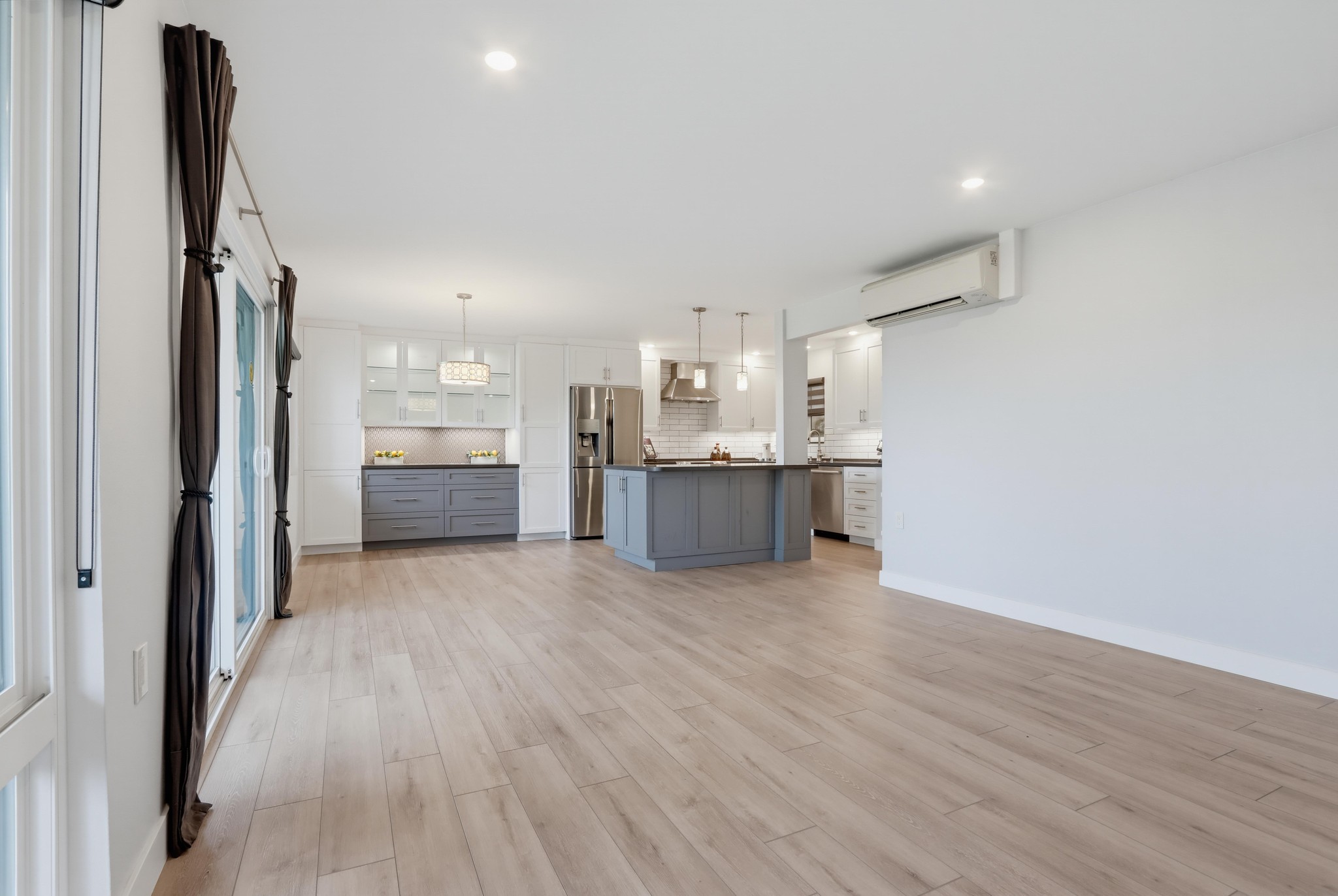 Virtual tour photo 17 of 71 for 3123 Via Serena N Unit C