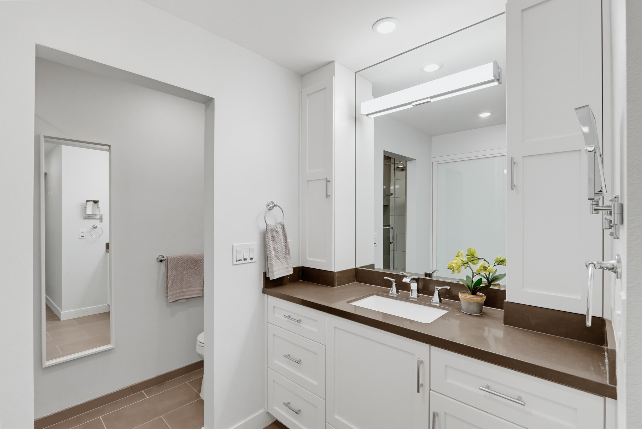 Virtual tour photo 61 of 71 for 3123 Via Serena N Unit C