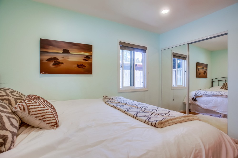 Virtual tour photo 17 of 37 for 3124 Haidas Ave