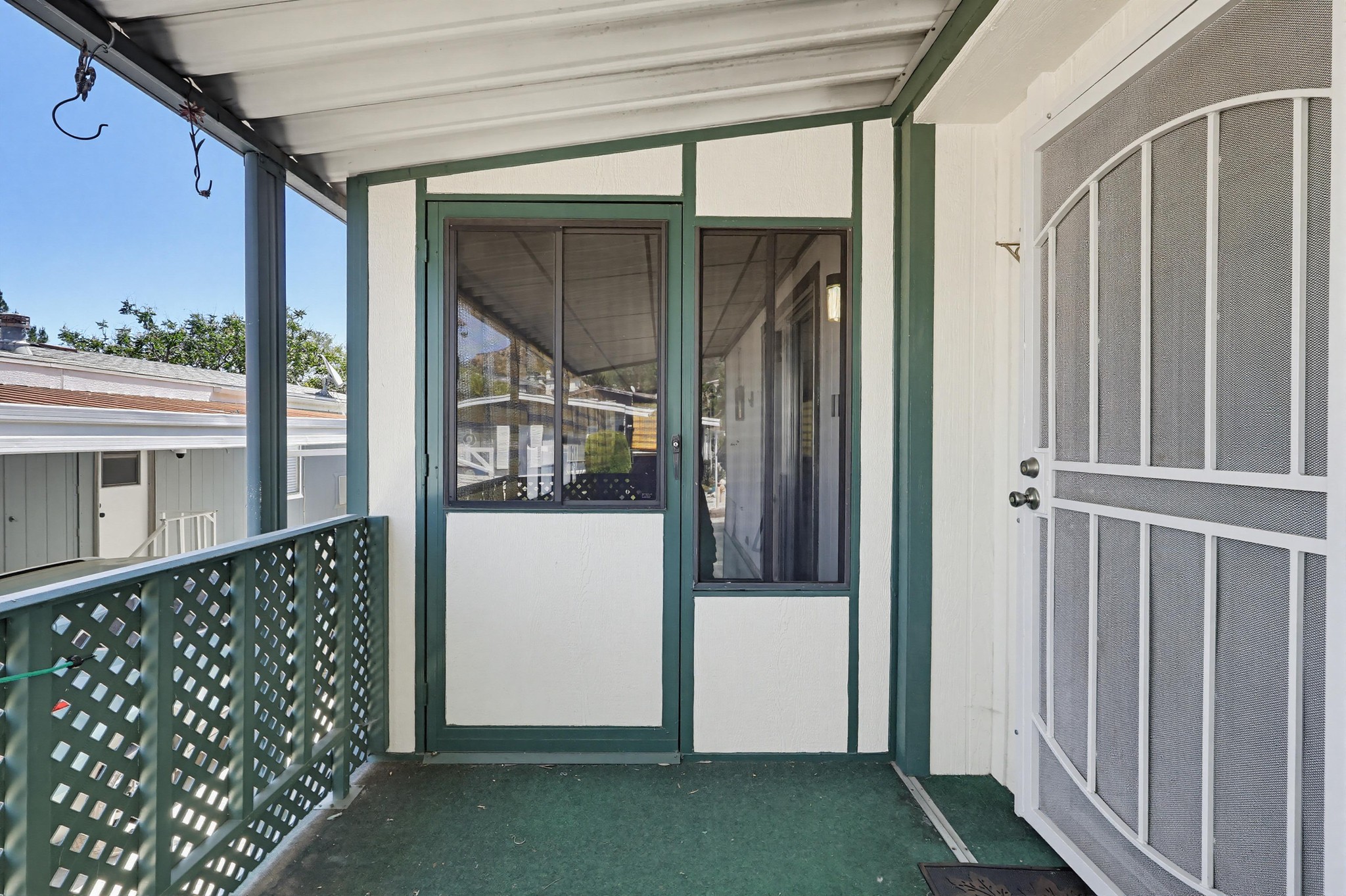Virtual tour photo 7 of 92 for 31244 N Lakehills Rd #17