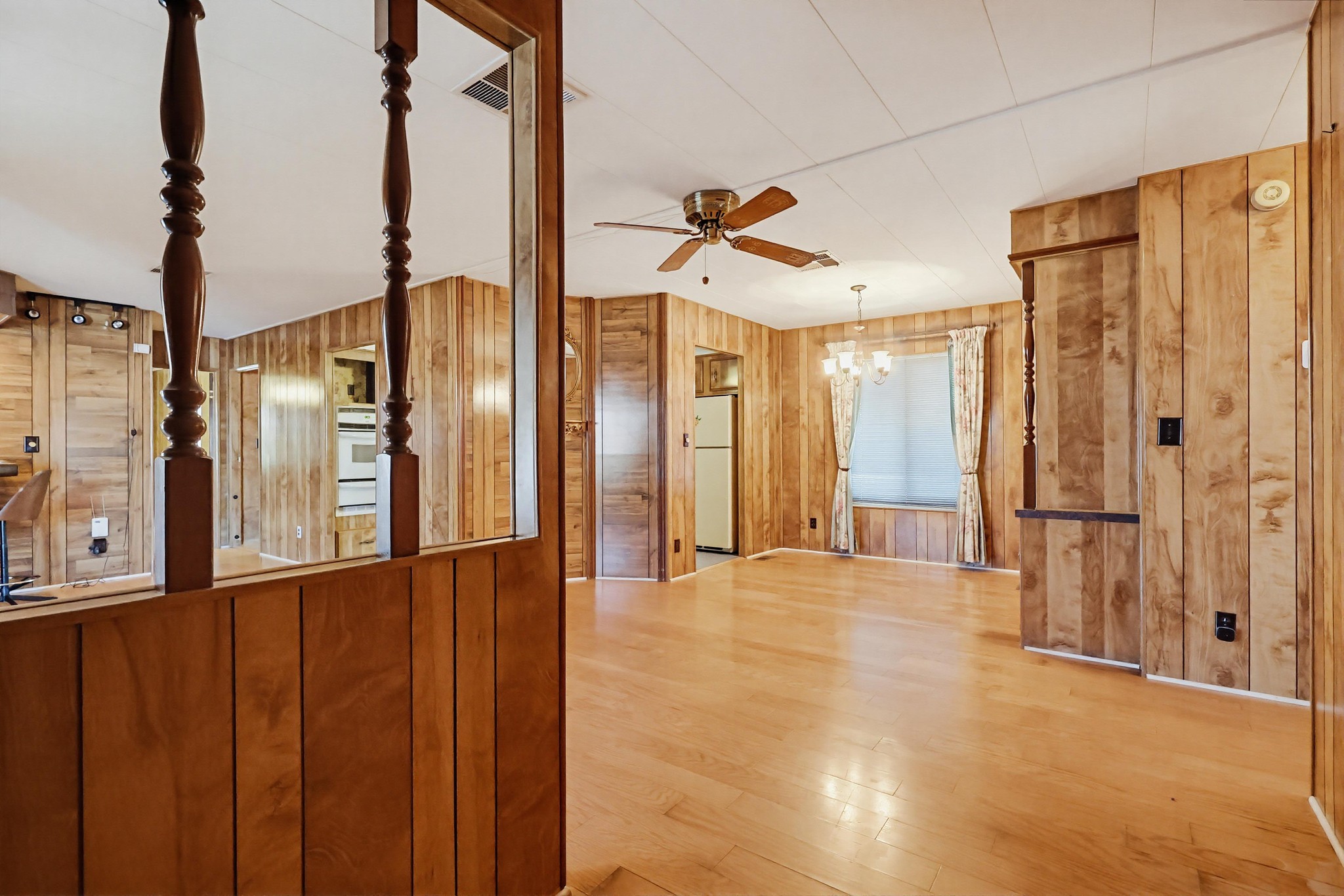 Virtual tour photo 9 of 92 for 31244 N Lakehills Rd #17