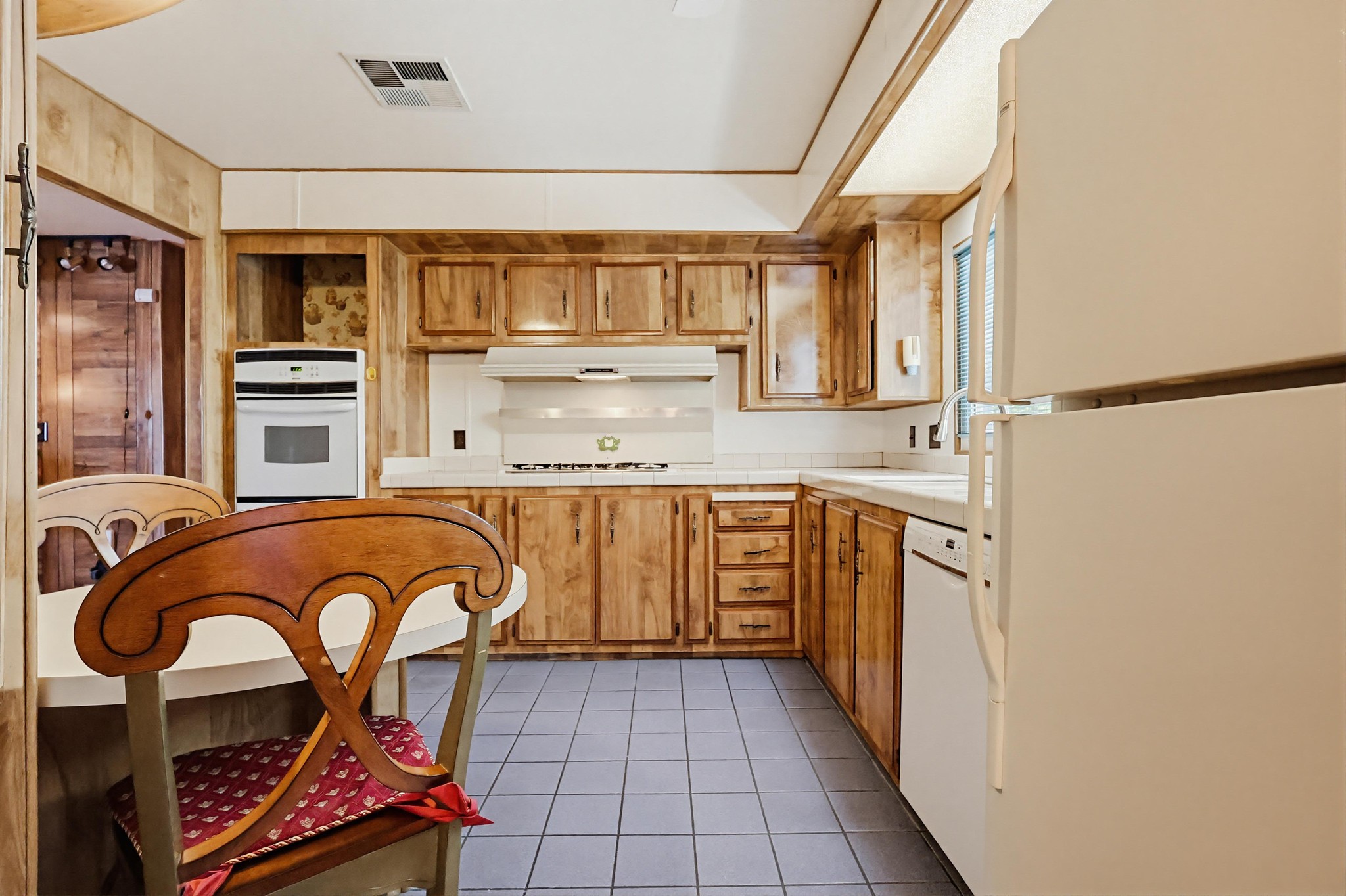 Virtual tour photo 28 of 92 for 31244 N Lakehills Rd #17