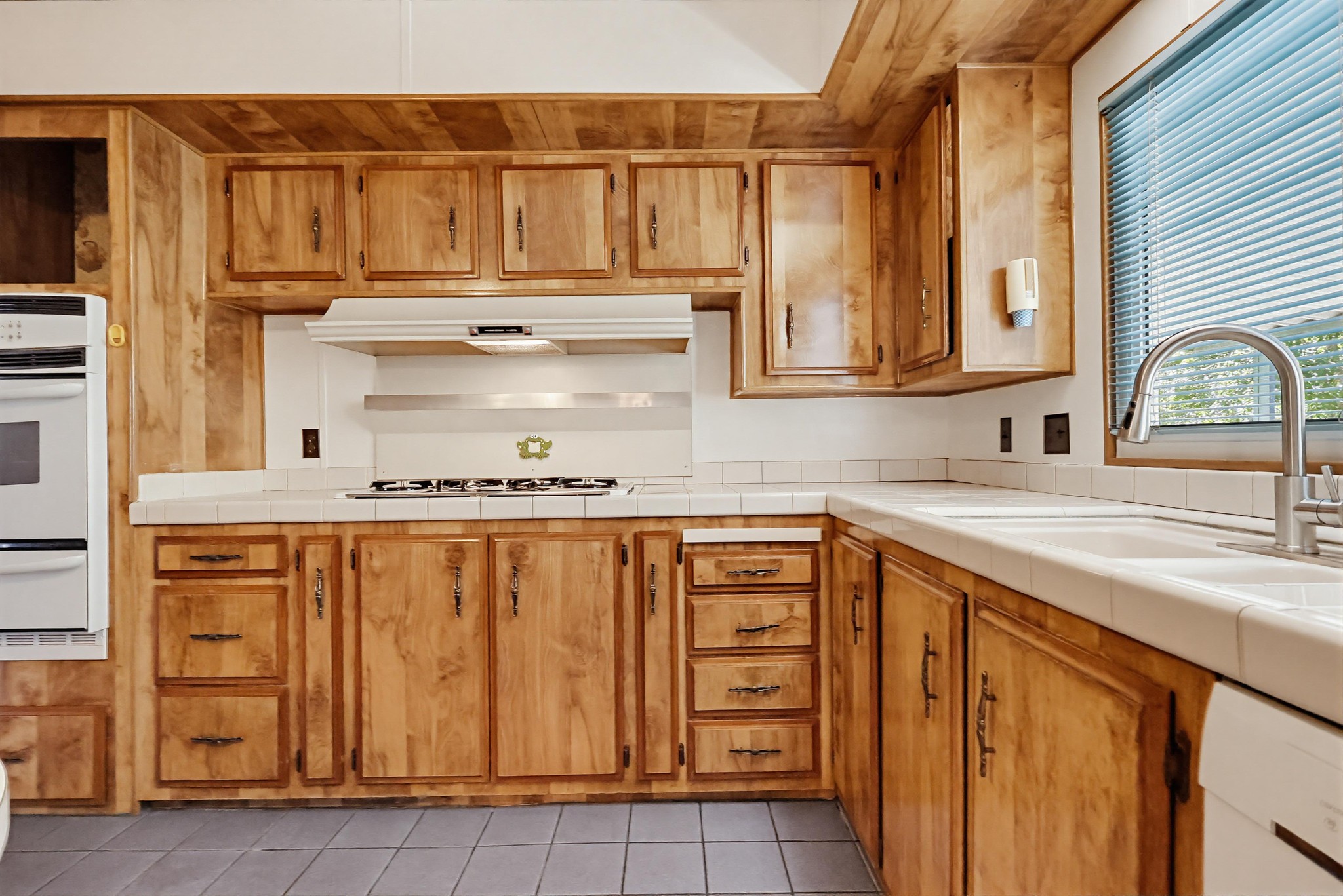 Virtual tour photo 31 of 92 for 31244 N Lakehills Rd #17