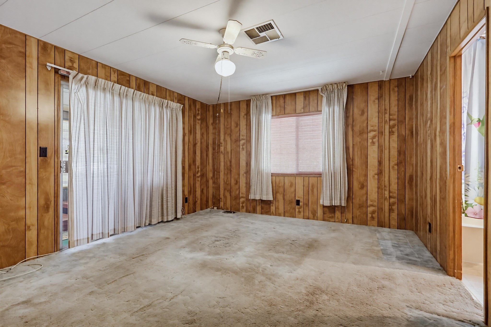 Virtual tour photo 47 of 92 for 31244 N Lakehills Rd #17
