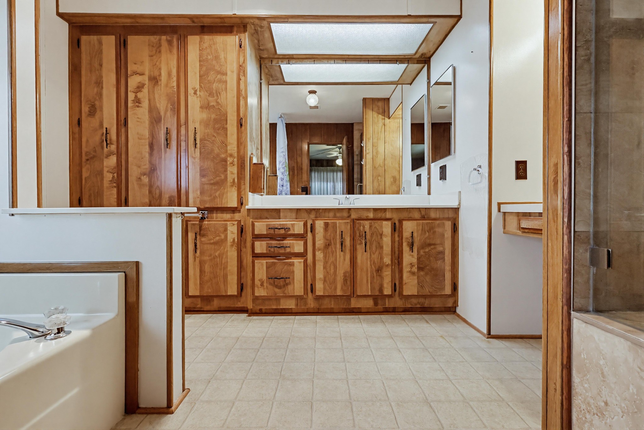 Virtual tour photo 53 of 92 for 31244 N Lakehills Rd #17