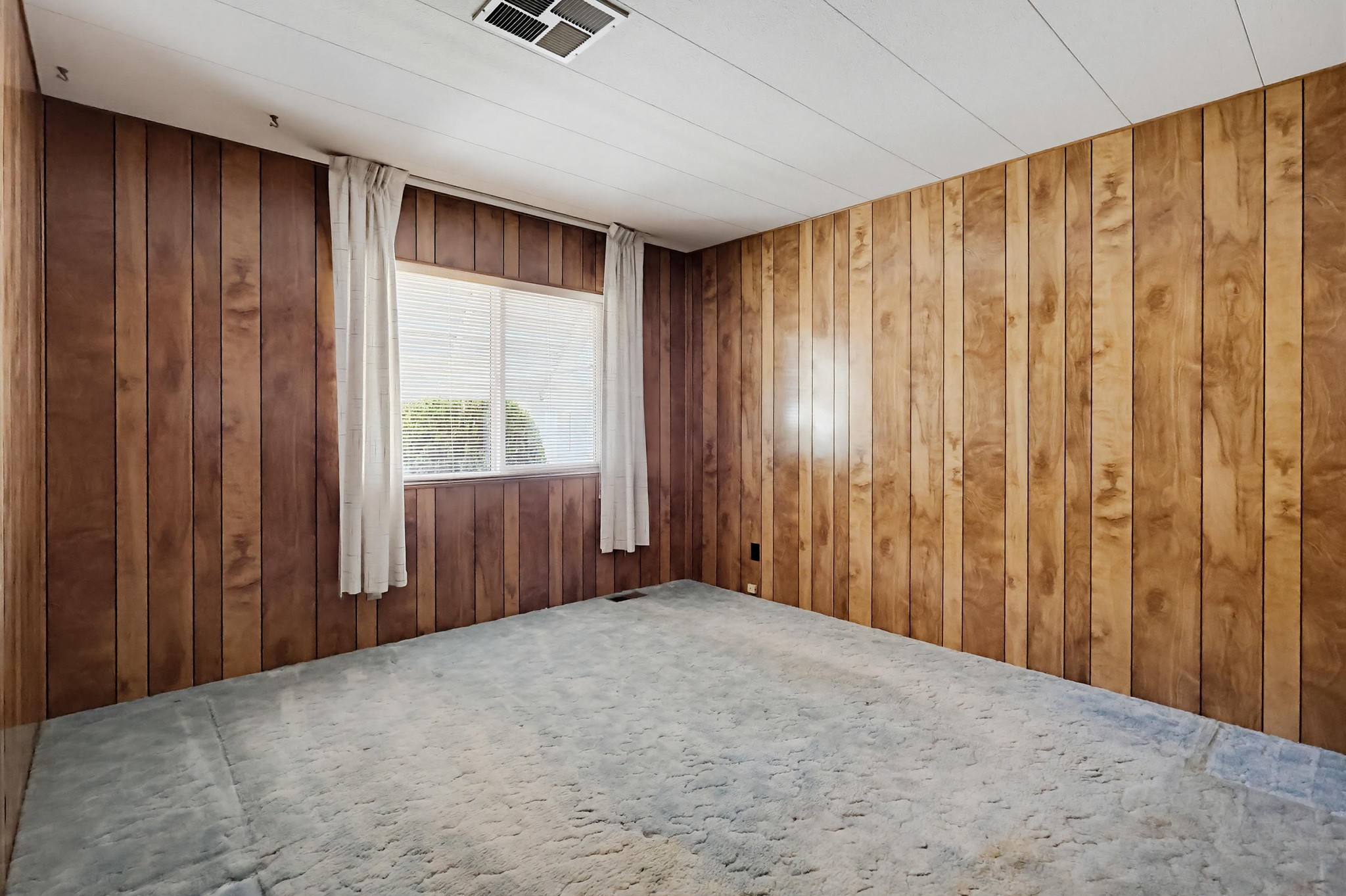 Virtual tour photo 66 of 92 for 31244 N Lakehills Rd #17
