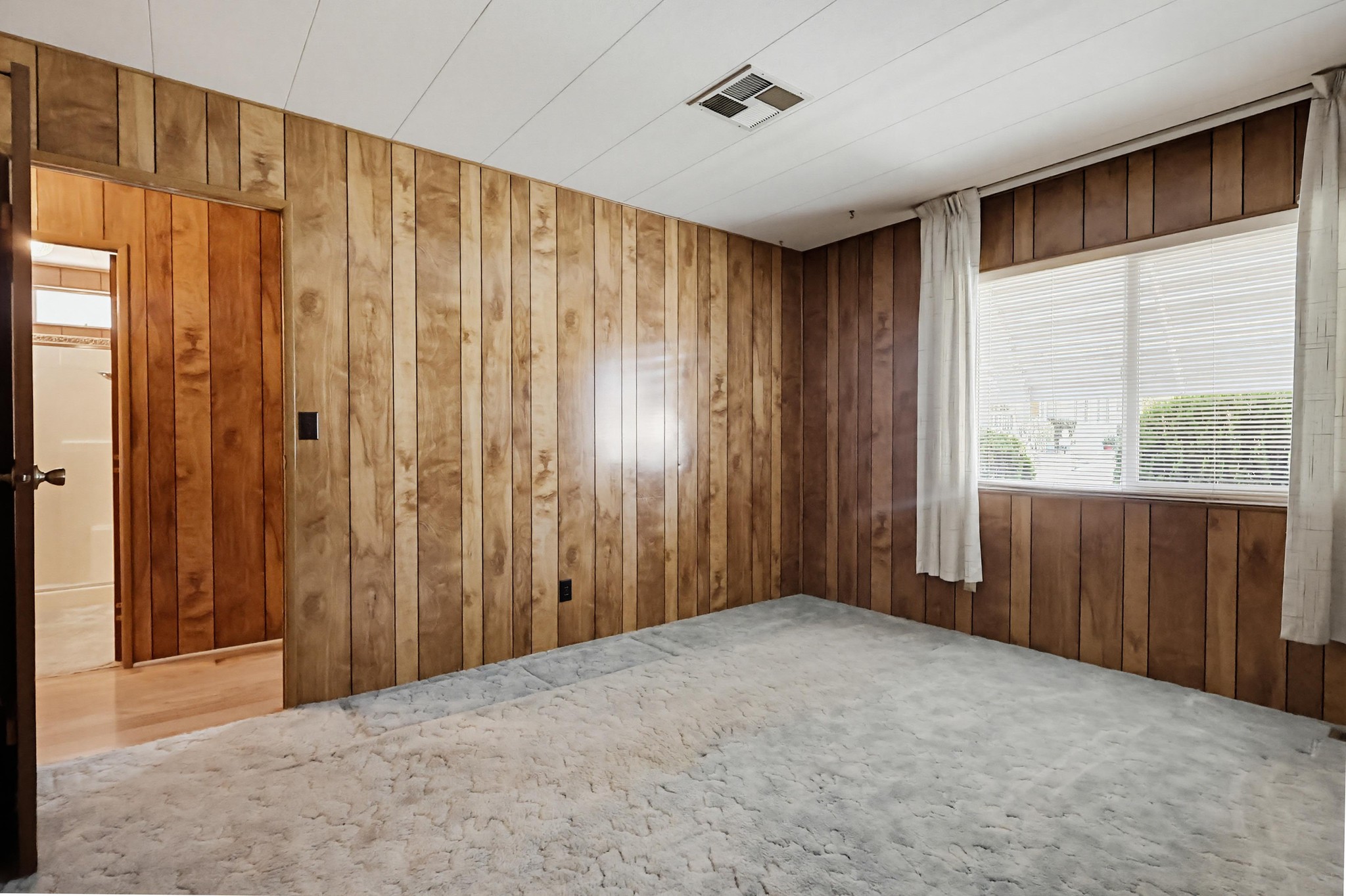 Virtual tour photo 67 of 92 for 31244 N Lakehills Rd #17