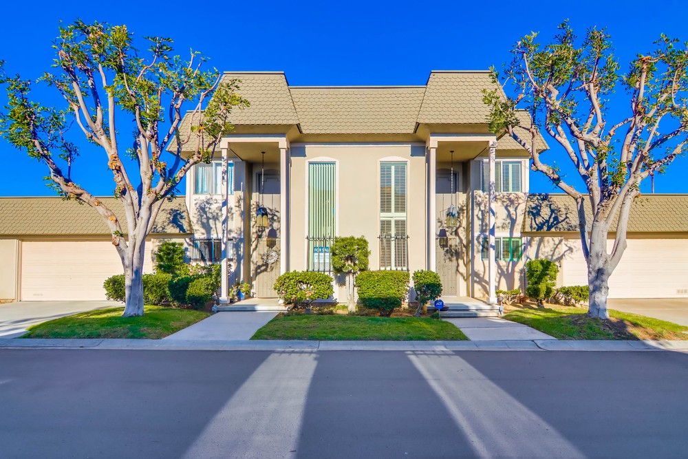 Virtual tour photo 6 of 54 for 3125 Orleans E