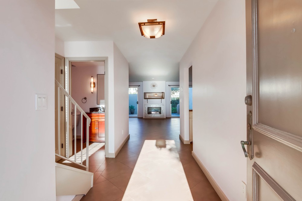 Virtual tour photo 10 of 54 for 3125 Orleans E