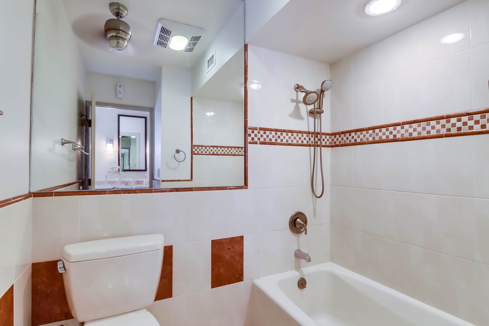 Virtual tour photo 36 of 54 for 3125 Orleans E