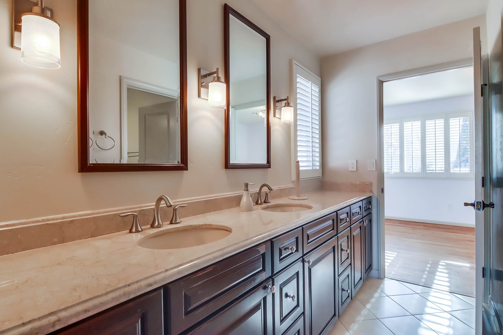 Virtual tour photo 38 of 54 for 3125 Orleans E