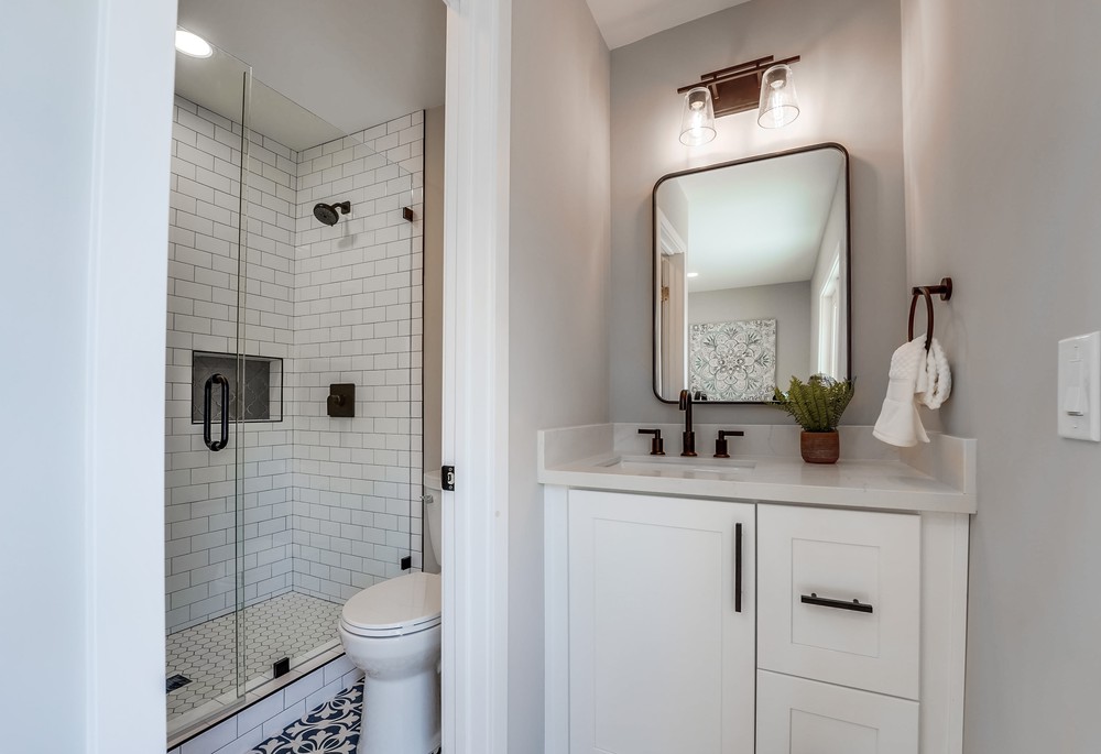 Virtual tour photo 30 of 48 for 3127 Newell St