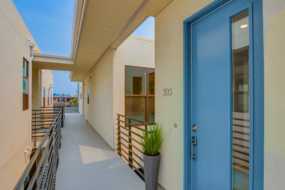 Virtual tour photo 8 of 66 for 3128 Cañon St
