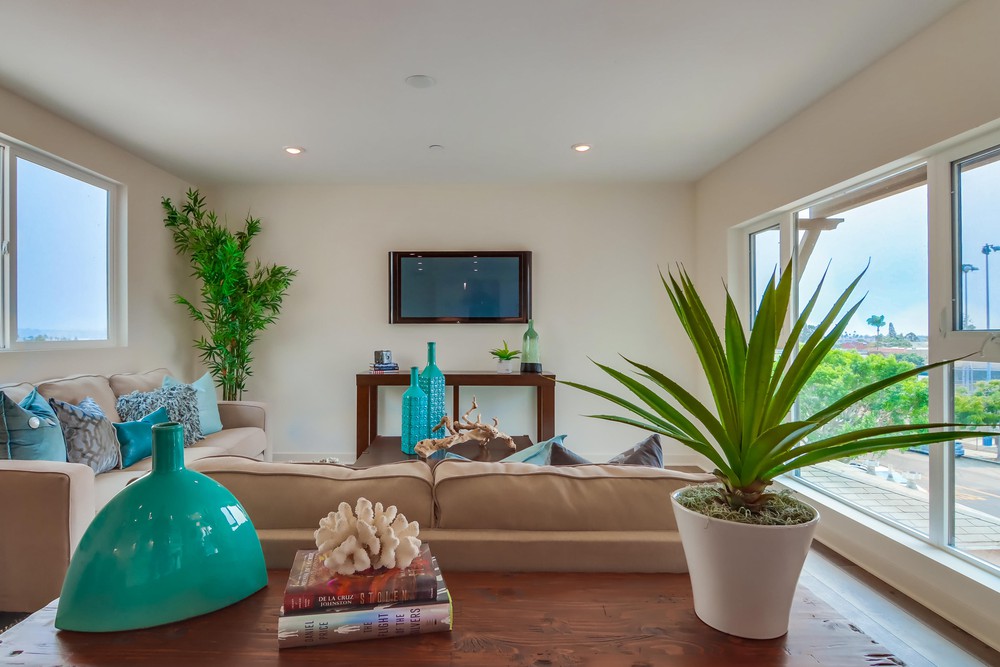 Virtual tour photo 15 of 66 for 3128 Cañon St