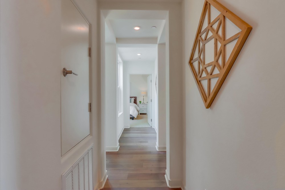Virtual tour photo 47 of 66 for 3128 Cañon St