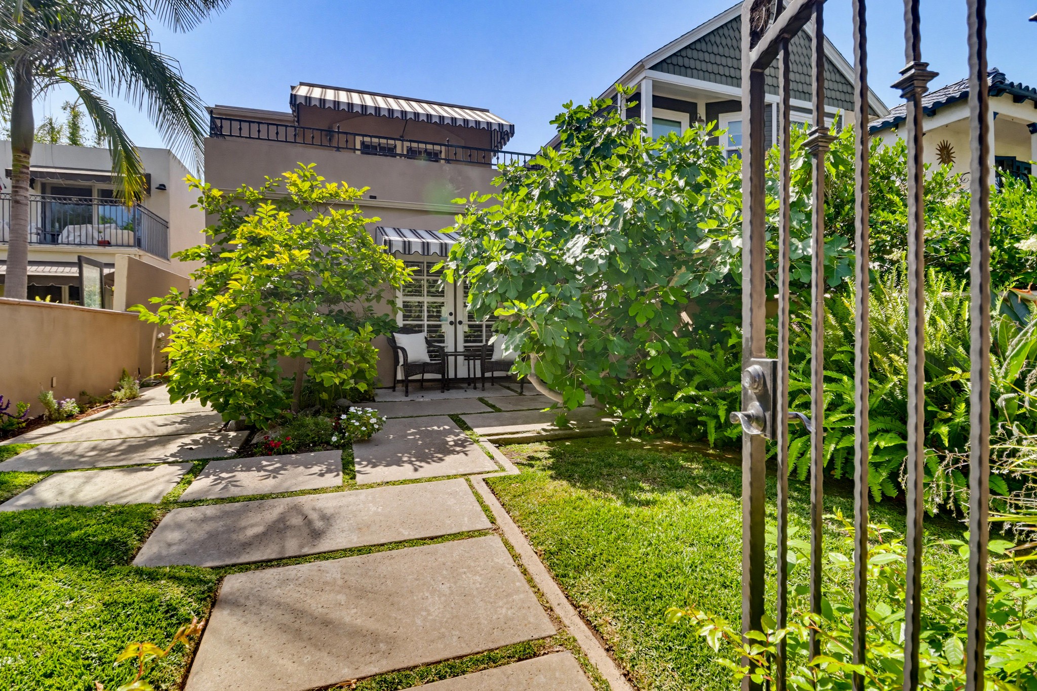 Virtual tour photo 4 of 60 for 313 I Ave