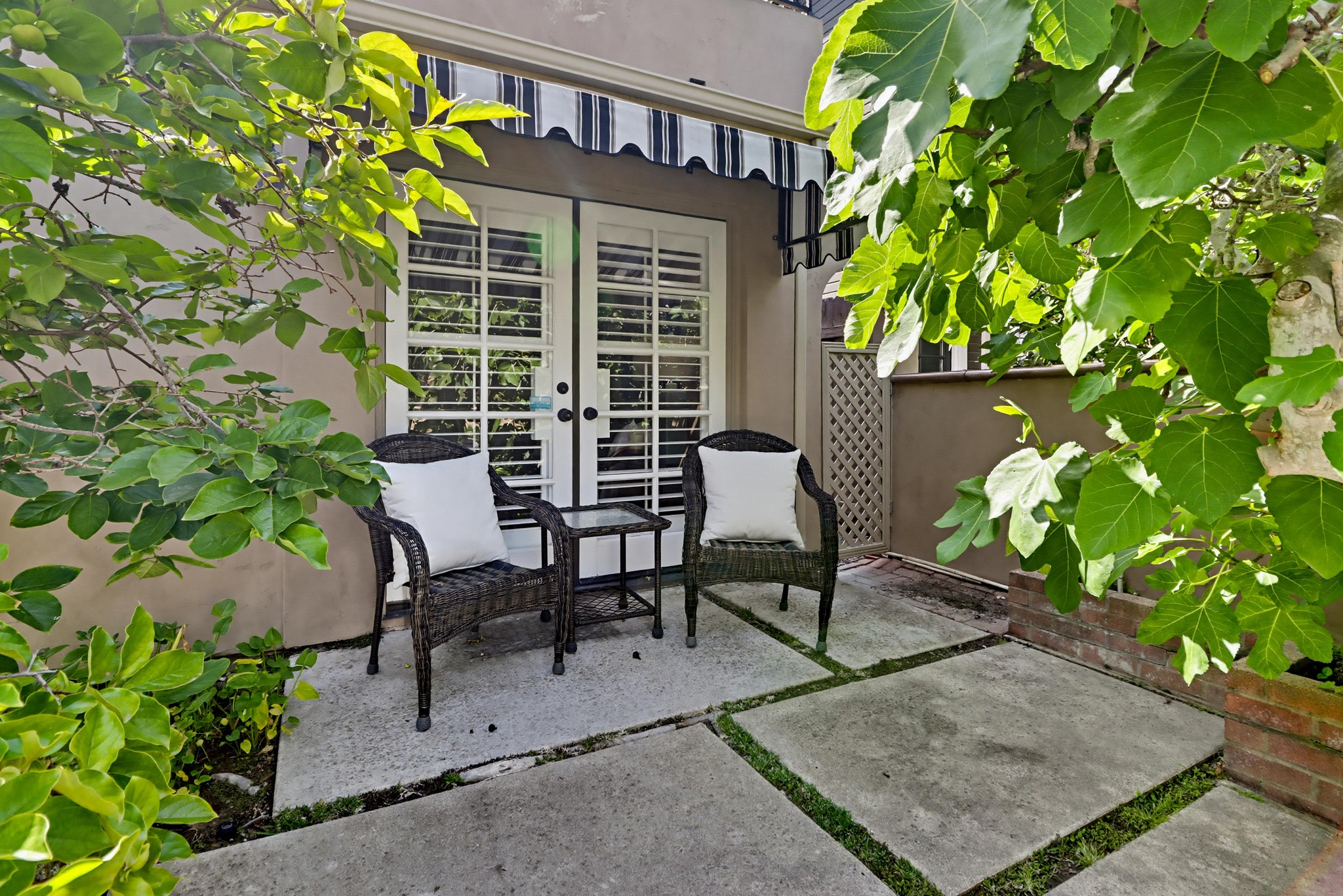 Virtual tour photo 6 of 60 for 313 I Ave