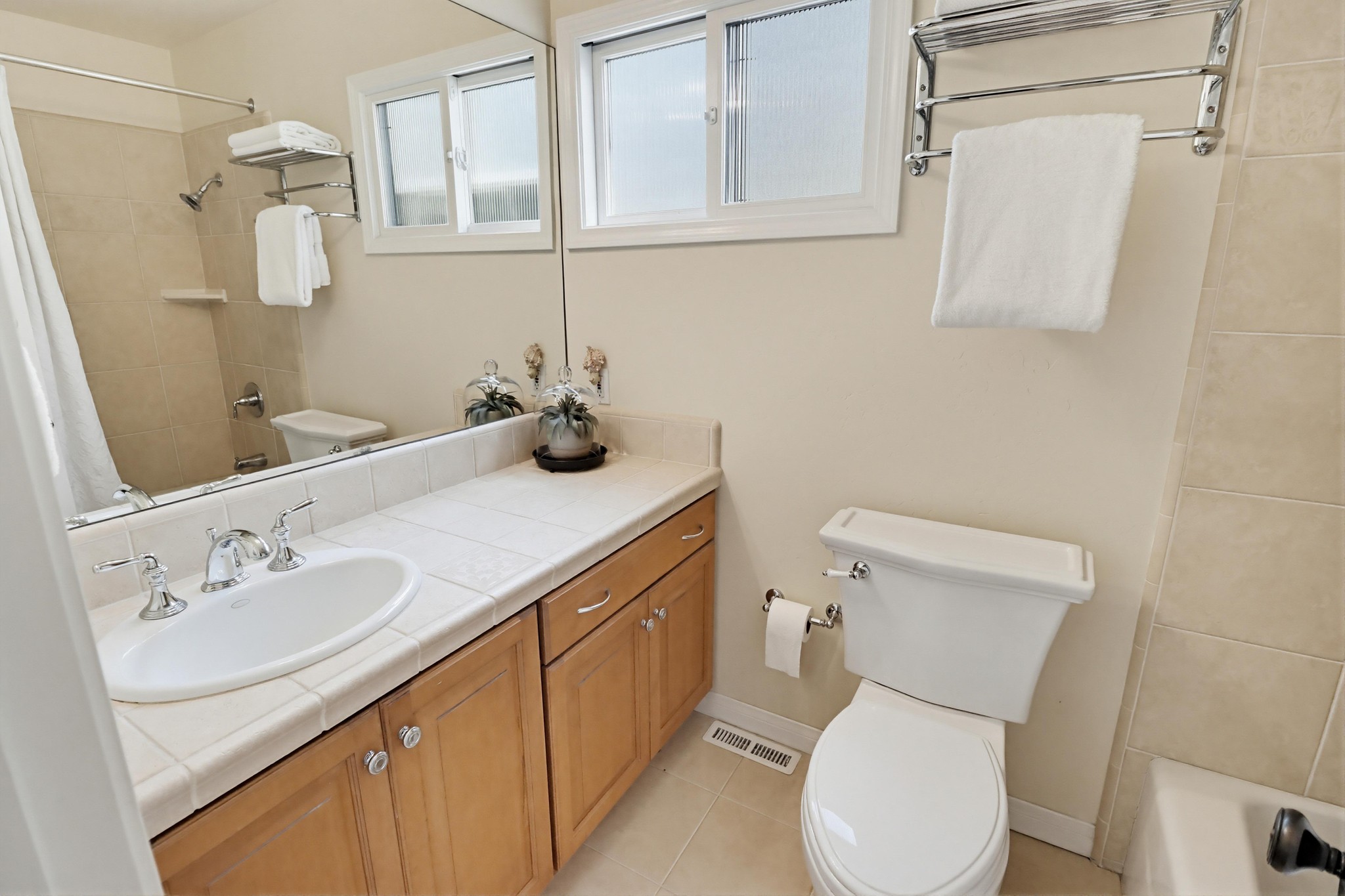 Virtual tour photo 44 of 60 for 313 I Ave