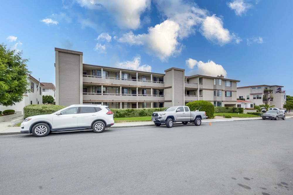 Virtual tour photo 1 of 43 for 3130 Avenida De Portugal
