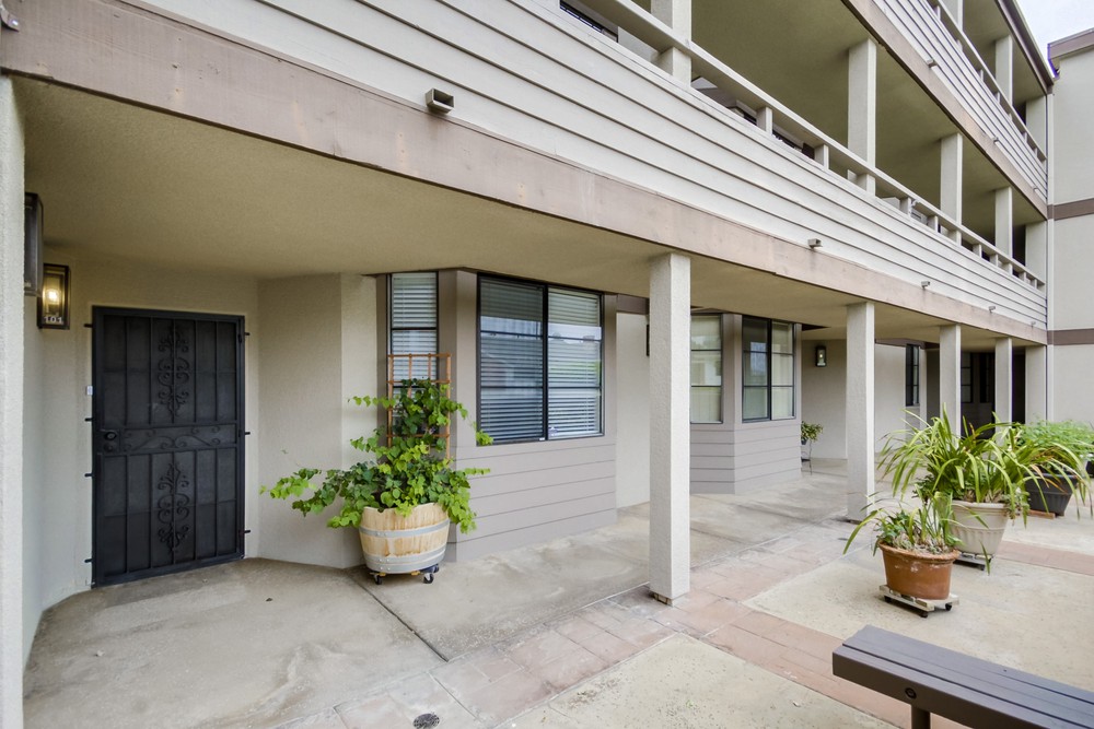 Virtual tour photo 12 of 43 for 3130 Avenida De Portugal