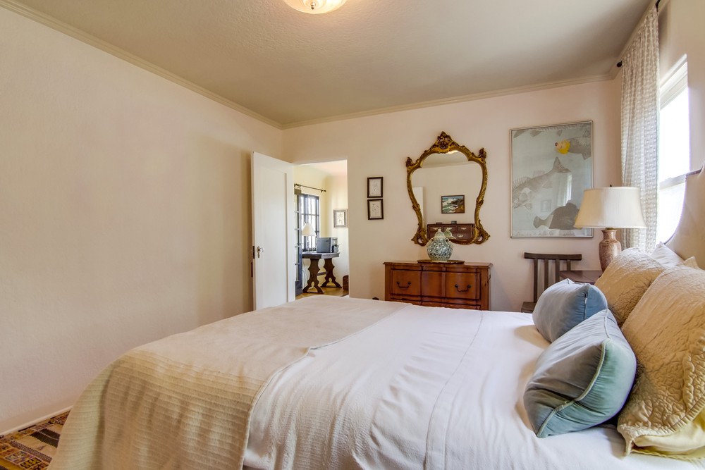 Virtual tour photo 27 of 56 for 3130 Homer St