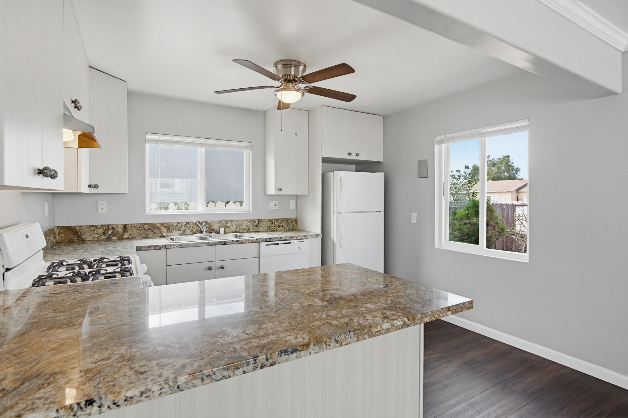 Virtual tour photo 16 of 41 for 3131 Chamoune Ave