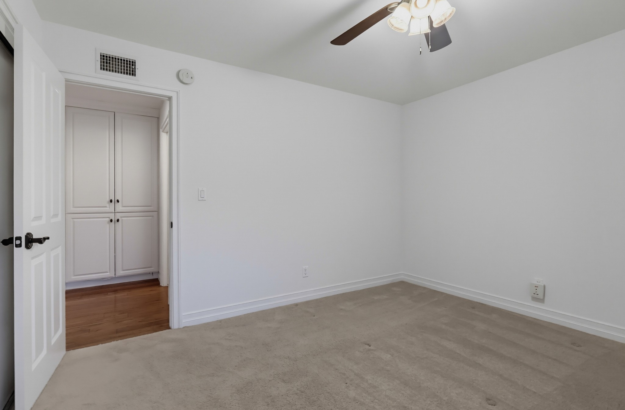 Virtual tour photo 87 of 158 for 31316 Eaglehaven Cir