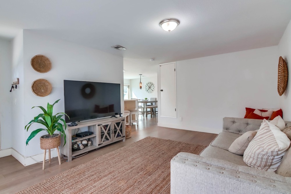 Virtual tour photo 7 of 45 for 3132 38th St