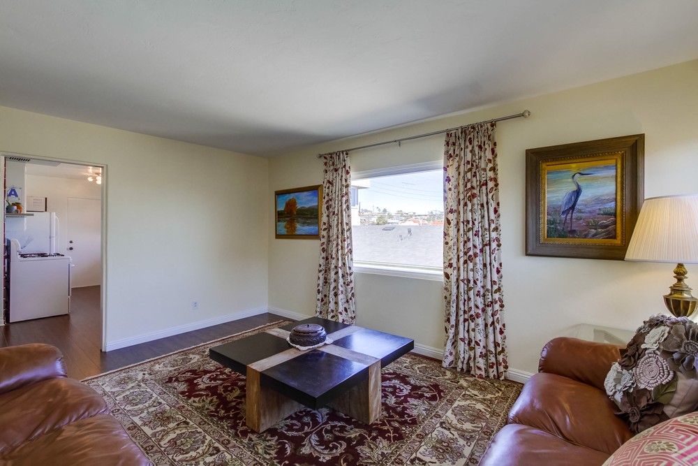 Virtual tour photo 7 of 46 for 3133 Ingelow St