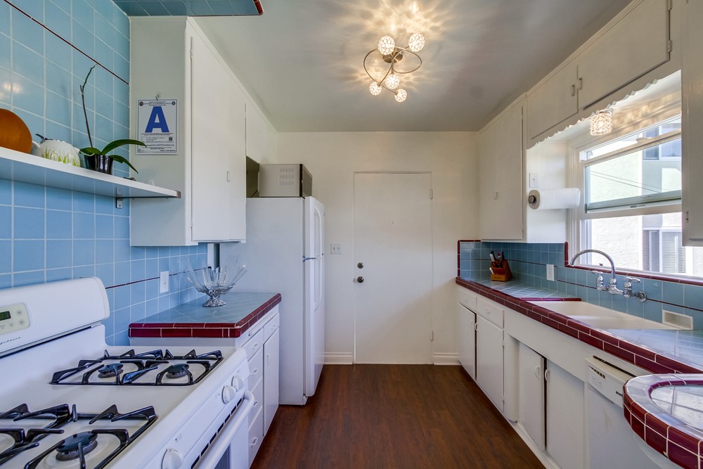 Virtual tour photo 13 of 46 for 3133 Ingelow St