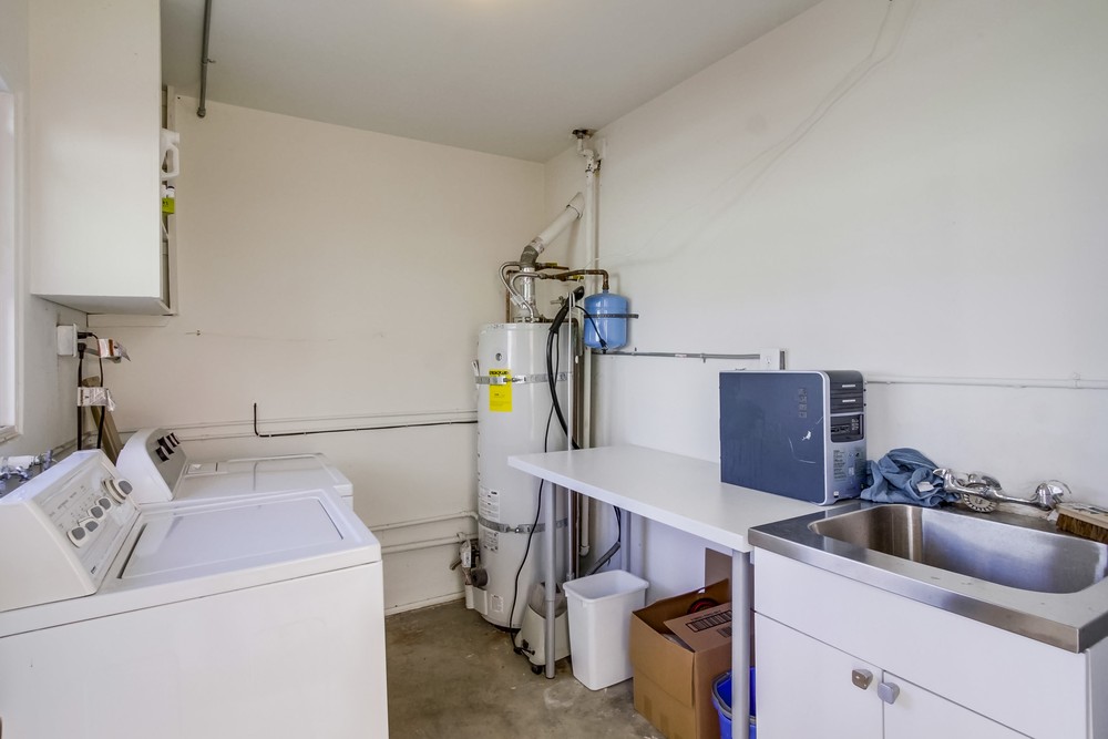 Virtual tour photo 33 of 46 for 3133 Ingelow St
