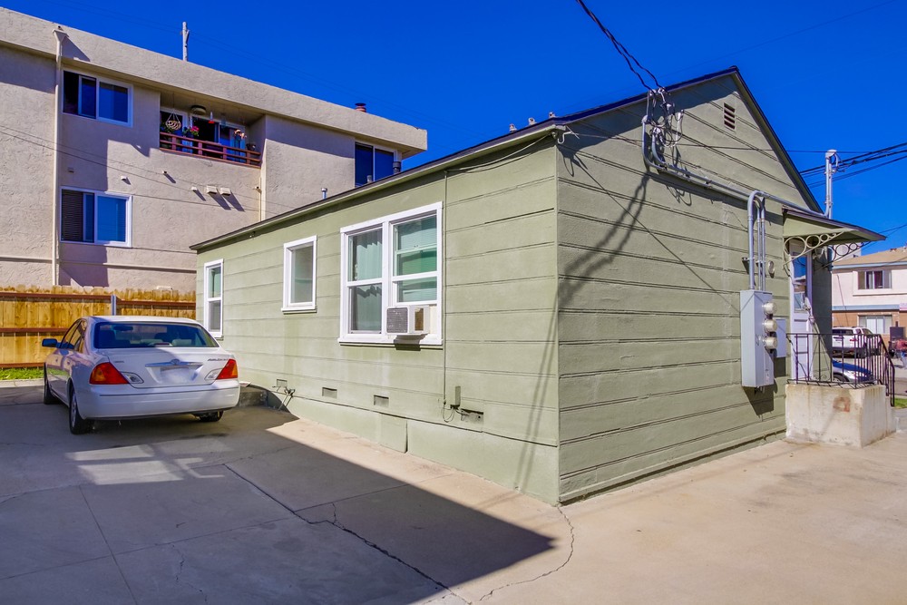 Virtual tour photo 34 of 46 for 3133 Ingelow St