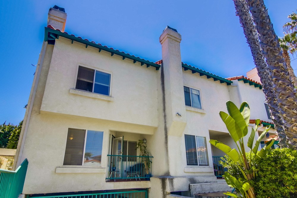 Virtual tour photo 4 of 41 for 3135 Dickens St