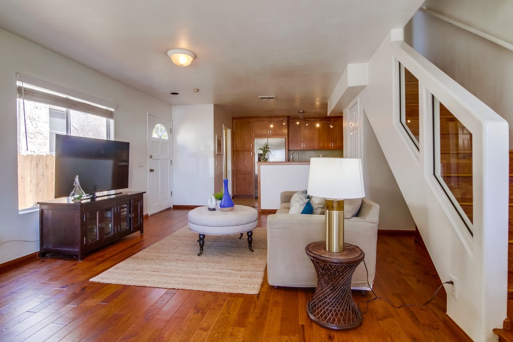 Virtual tour photo 11 of 41 for 3135 Dickens St