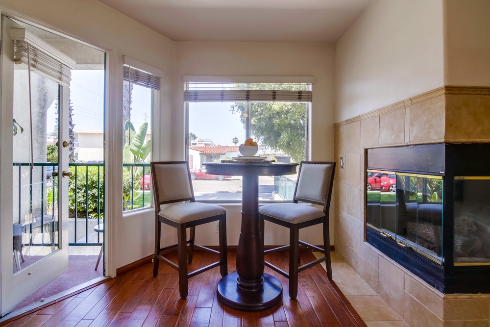 Virtual tour photo 13 of 41 for 3135 Dickens St