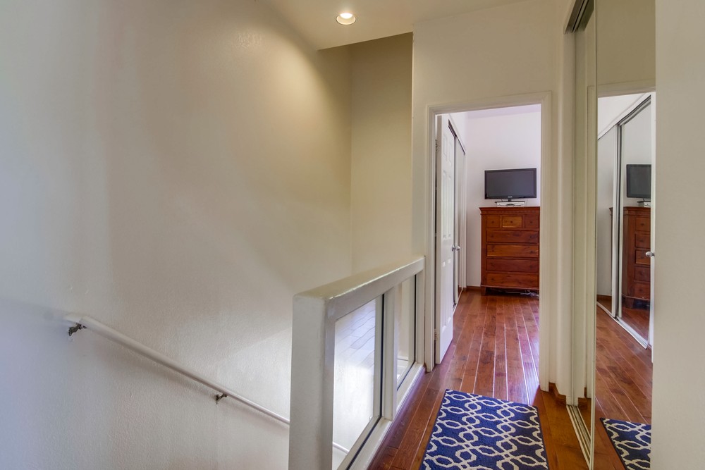 Virtual tour photo 26 of 41 for 3135 Dickens St
