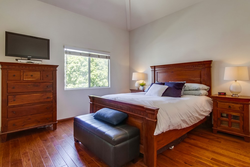 Virtual tour photo 28 of 41 for 3135 Dickens St