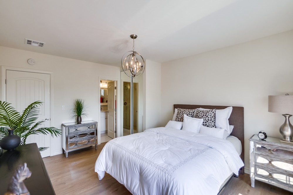 Virtual tour photo 27 of 42 for 3135 Felton Street