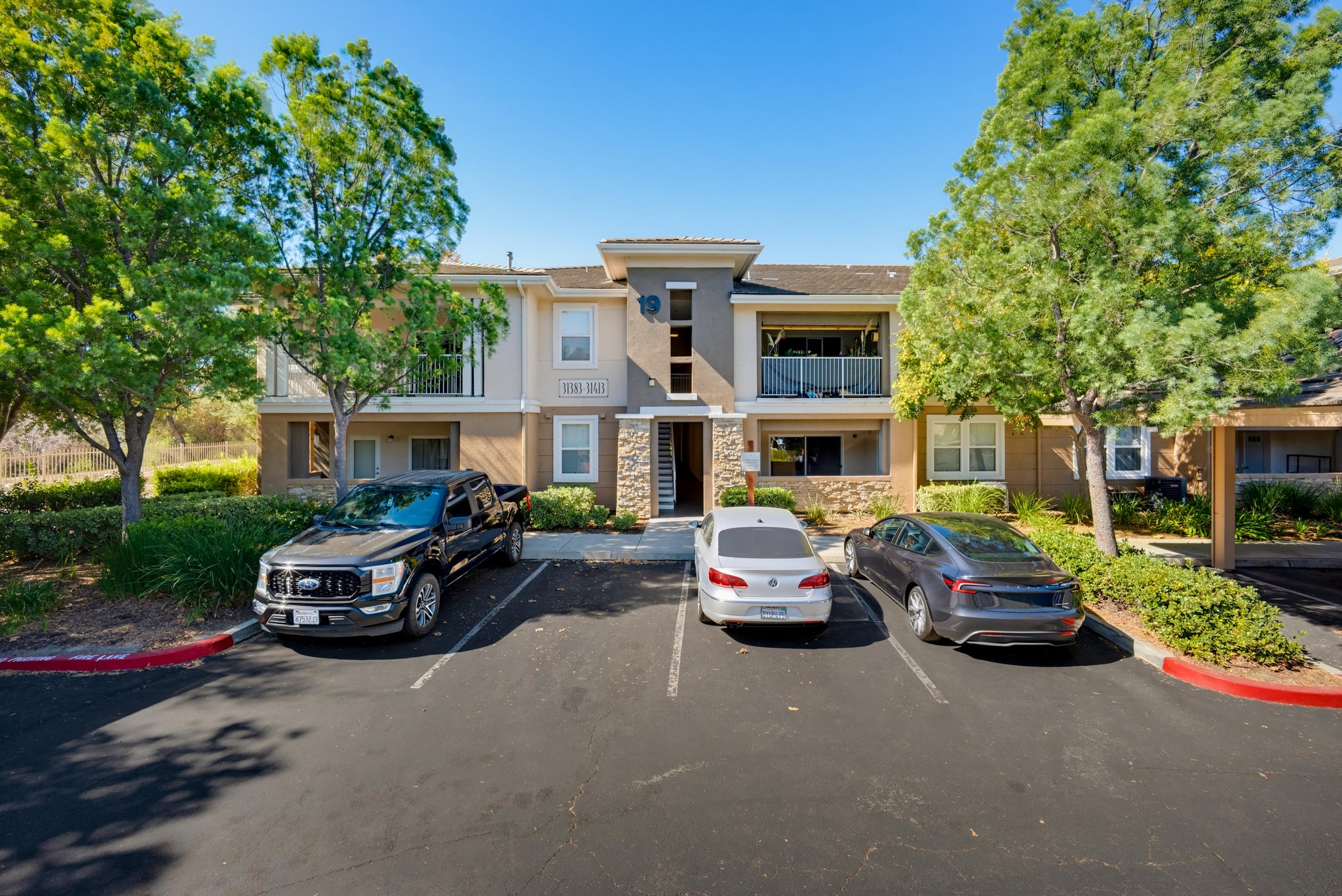 Virtual tour photo 1 of 39 for 31389 Taylor Ln