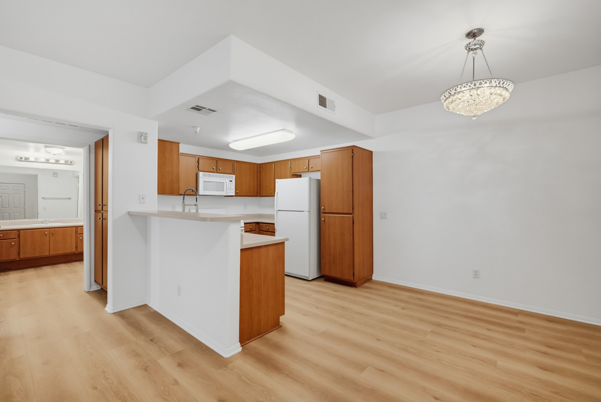 Virtual tour photo 8 of 39 for 31389 Taylor Ln